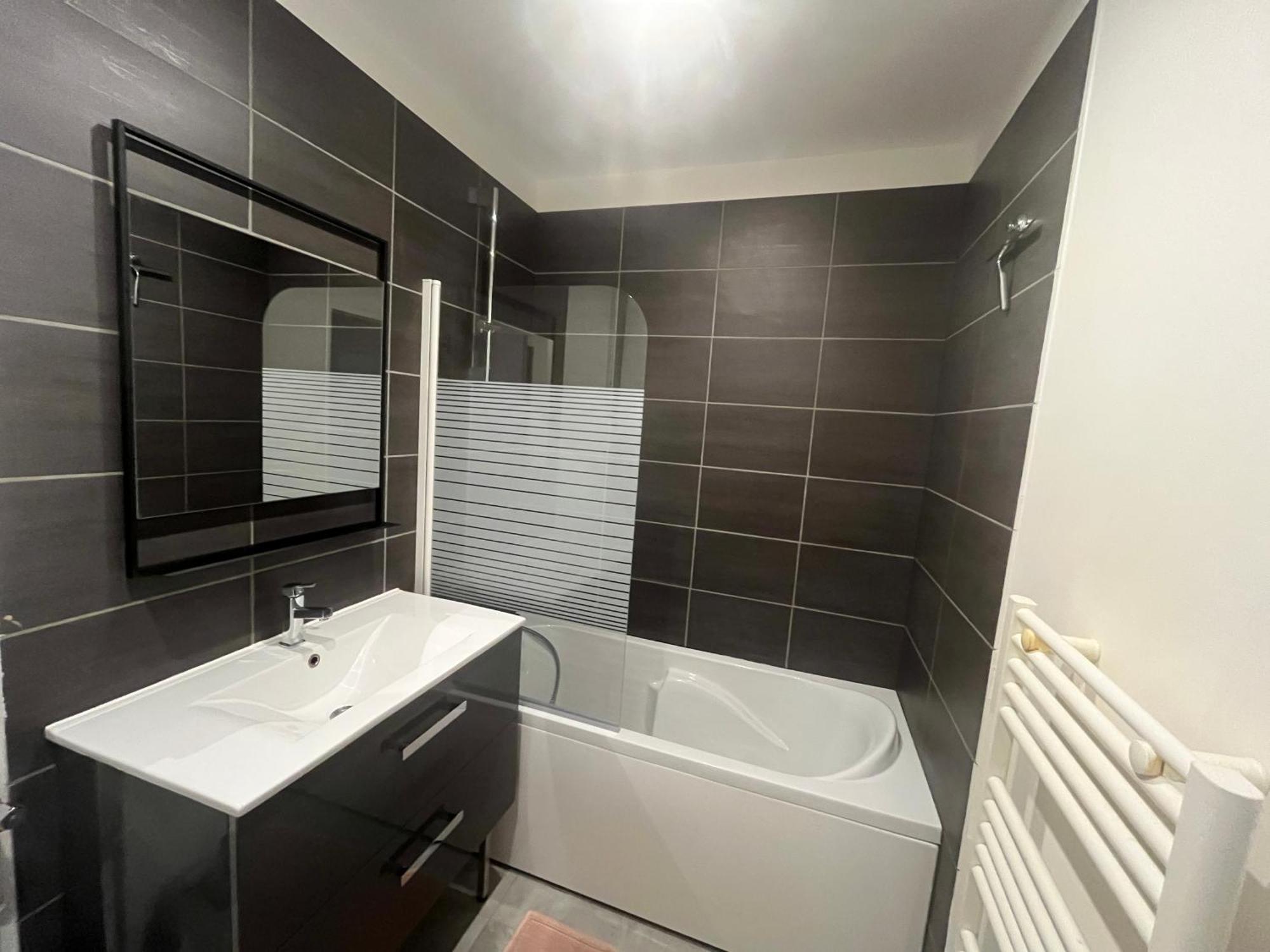 Appartement 2 Chambres Centre-Ville Люр Екстериор снимка